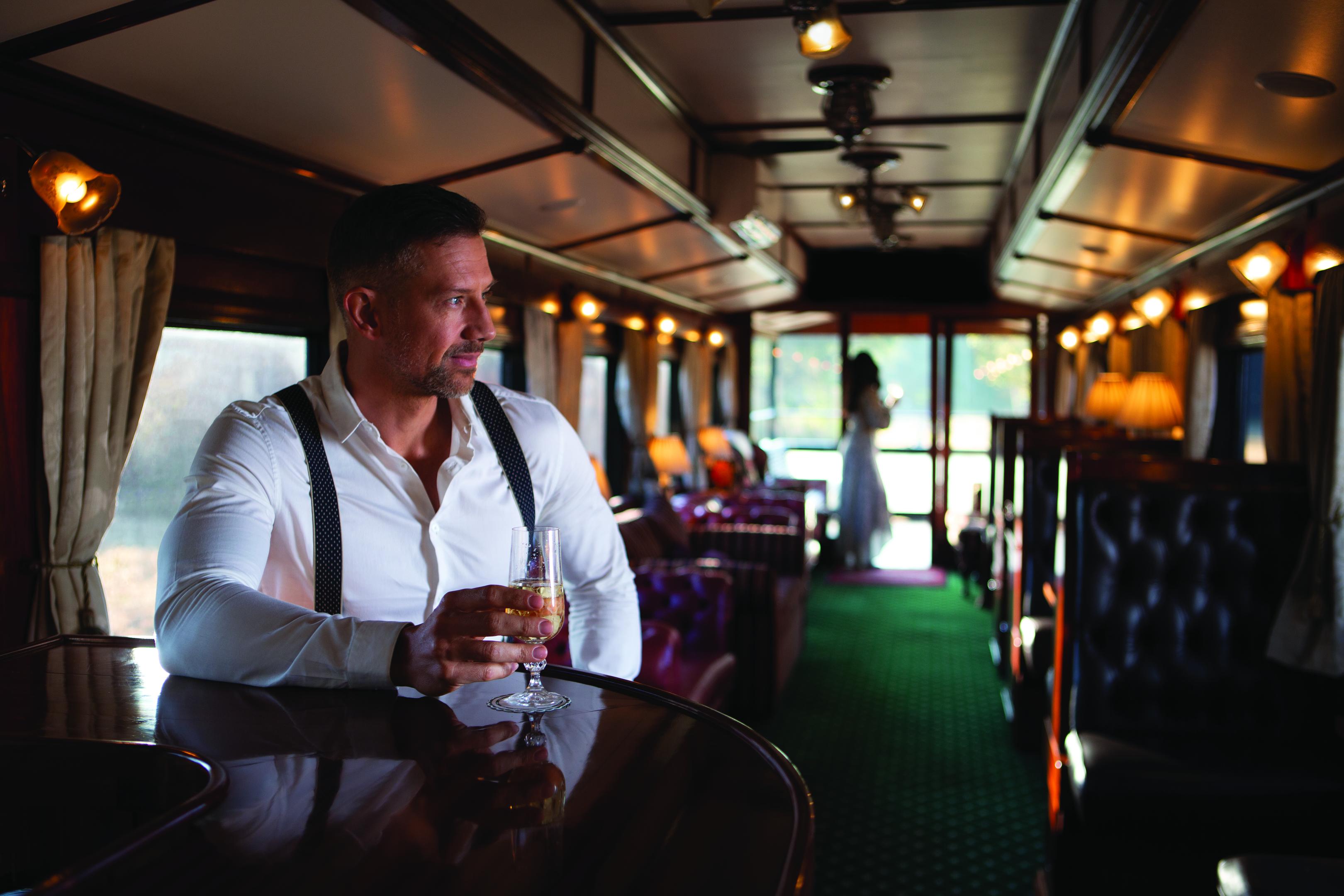 Rovos Rail: Victoria Falls to Pretoria thumbnail 2